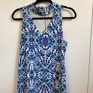 Patterned blue dress